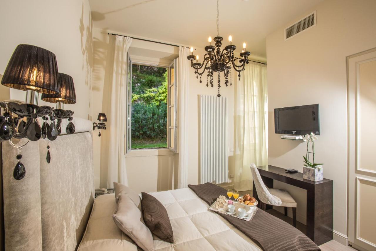 Boutique Hotel Villa Giulia Valmadrera Luaran gambar