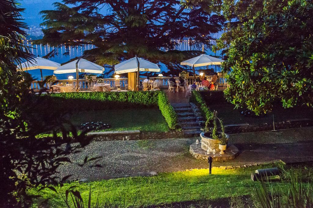 Boutique Hotel Villa Giulia Valmadrera Luaran gambar