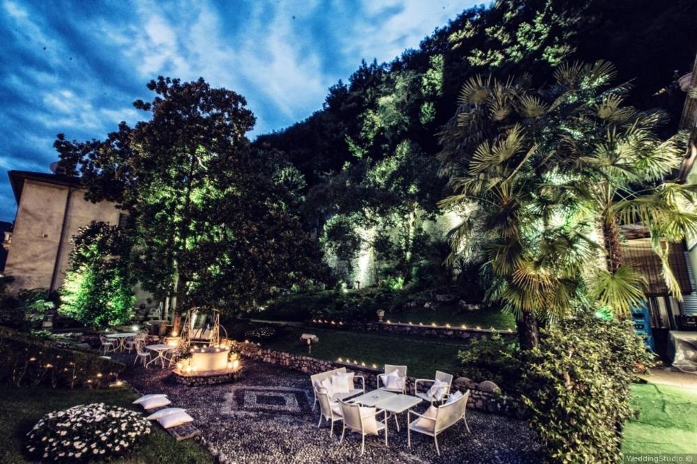 Boutique Hotel Villa Giulia Valmadrera Luaran gambar